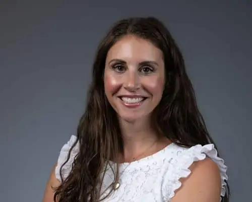 Gina Rozak Headshot